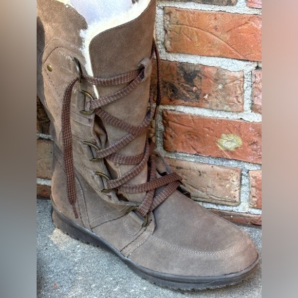 Bear Paw Justice Boots Tall Winter Boots, Lace Up Front Woman’s Size 10 NWOT - Picture 6 of 16